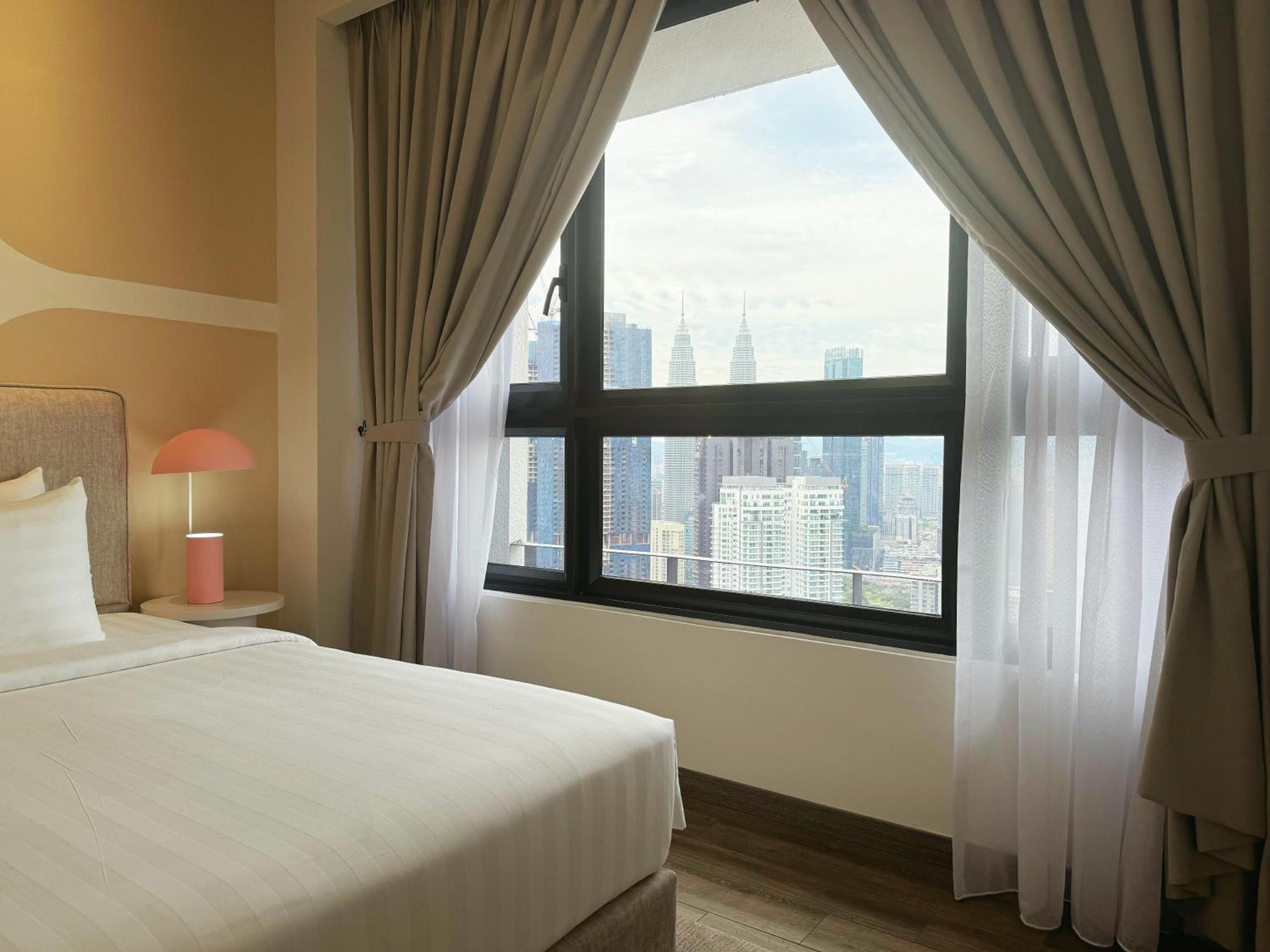 Апартаменты Agile Bukit Bintang Trx By Dormeo Destinations Куала-Лумпур Экстерьер фото